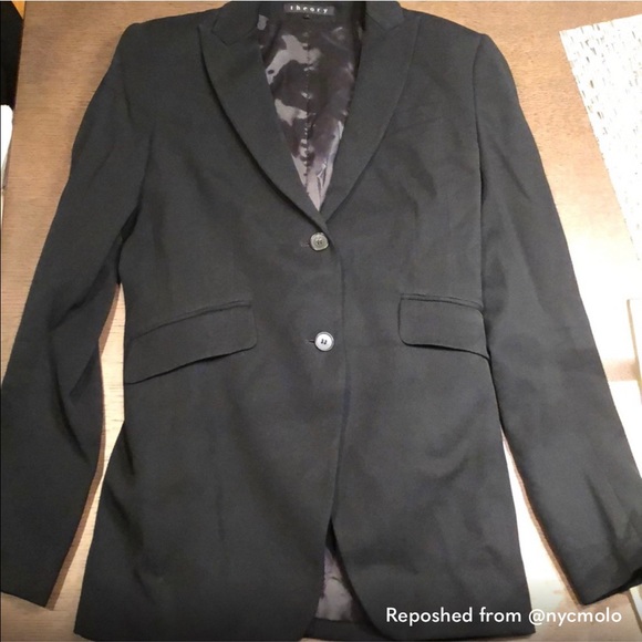 Cute theory suit dress and Jacket Pleated bottom, slightly - Picture 12 of 12